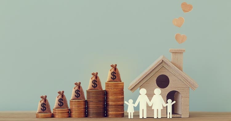 coins-model-trend-realestate-family-is1208327165
