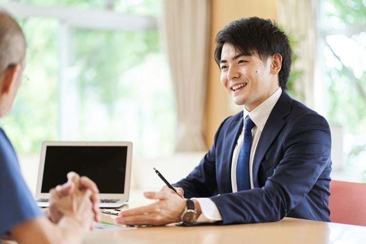 young-financial-advisor-is1330168808