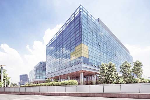 Commercial-office-building-landscape-model-is66907791