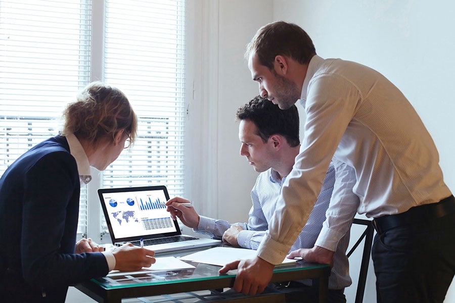 business-people-team-optimized-is79032385