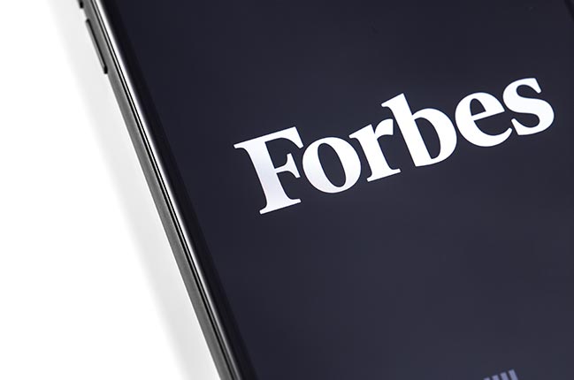 Forbes-On-Phone-AS-286665212