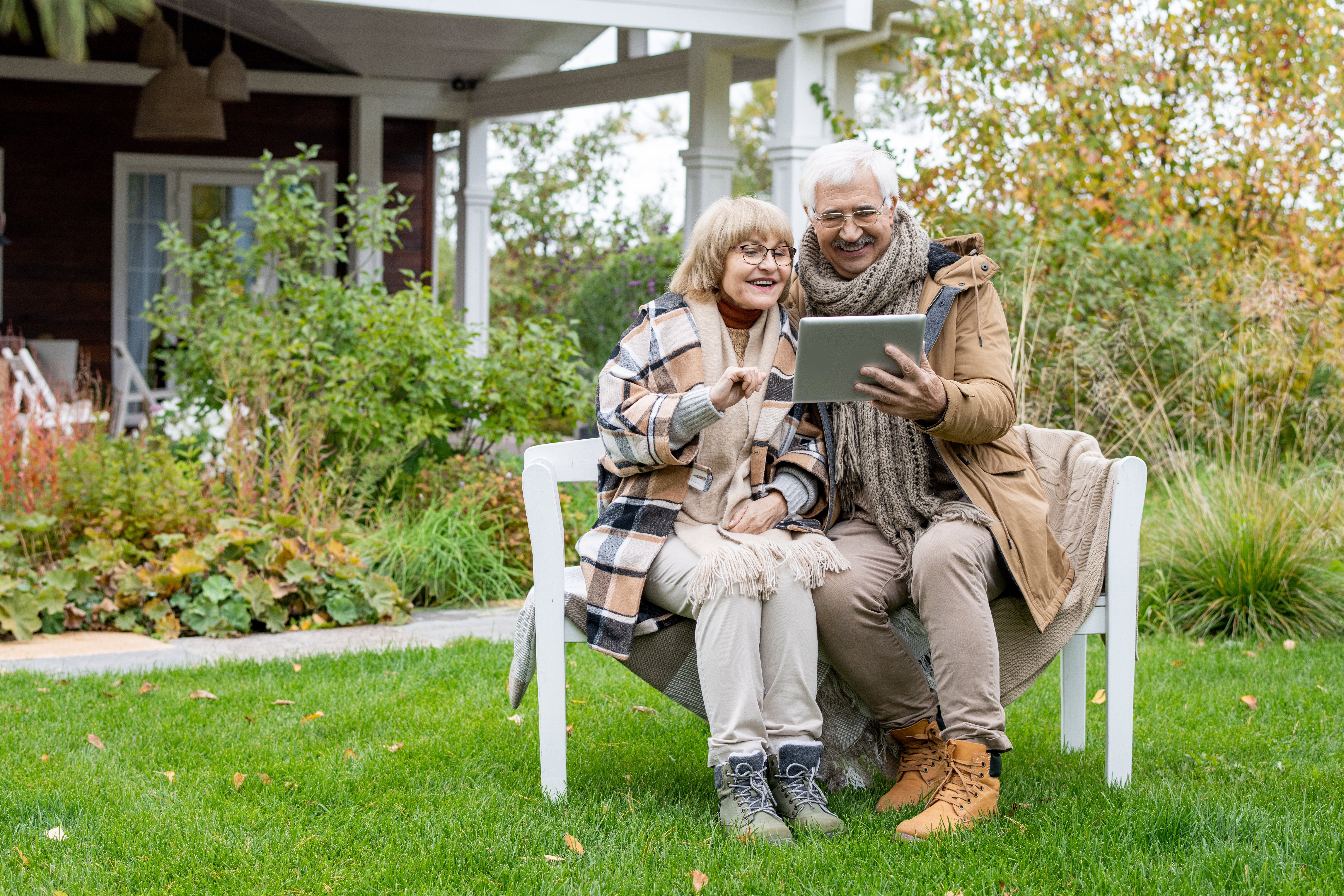 People-Couple-Older-iStock-1279494525