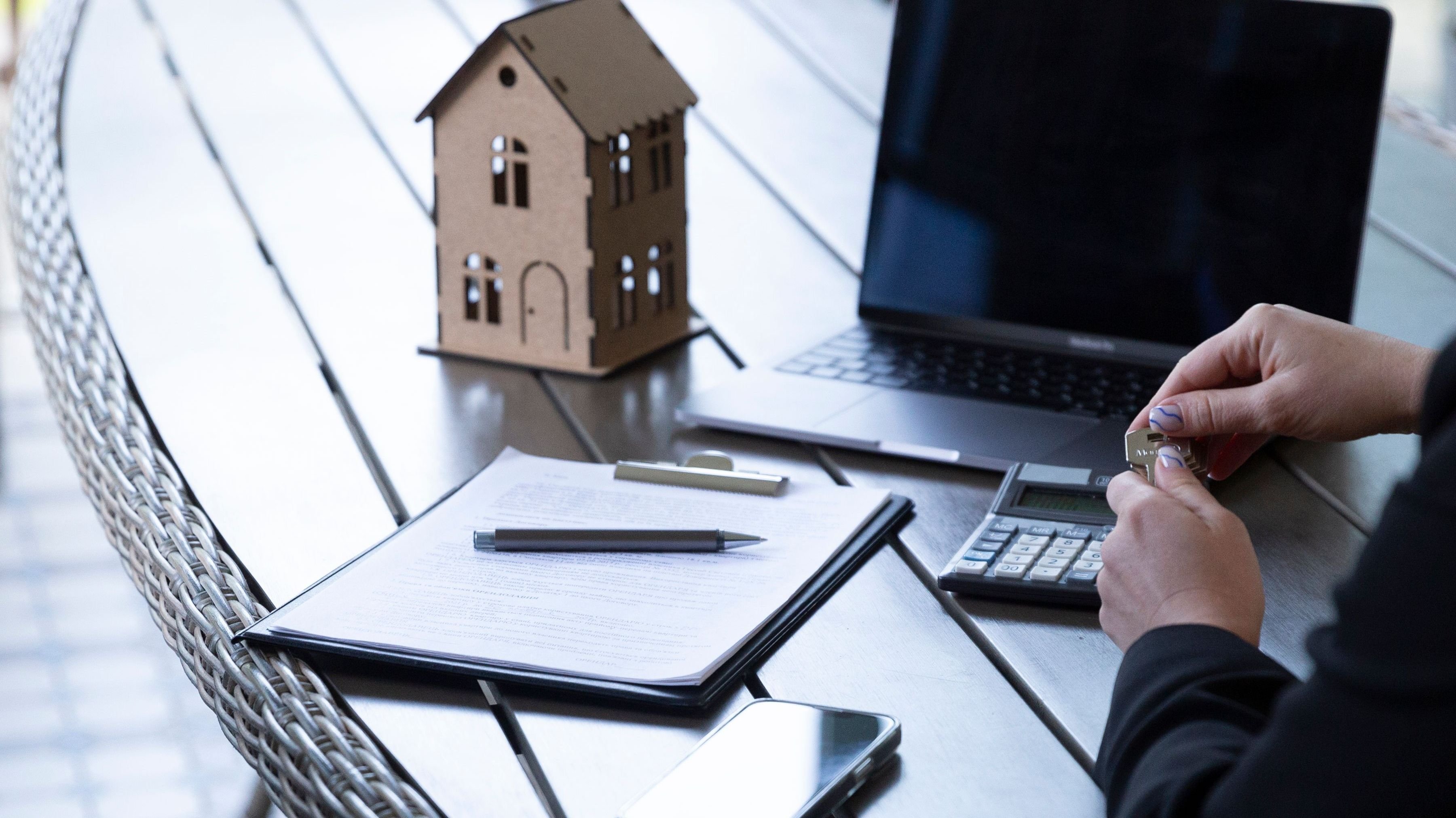 DST Cash Flow Stability: How Lease Terms and Tenant Types ...