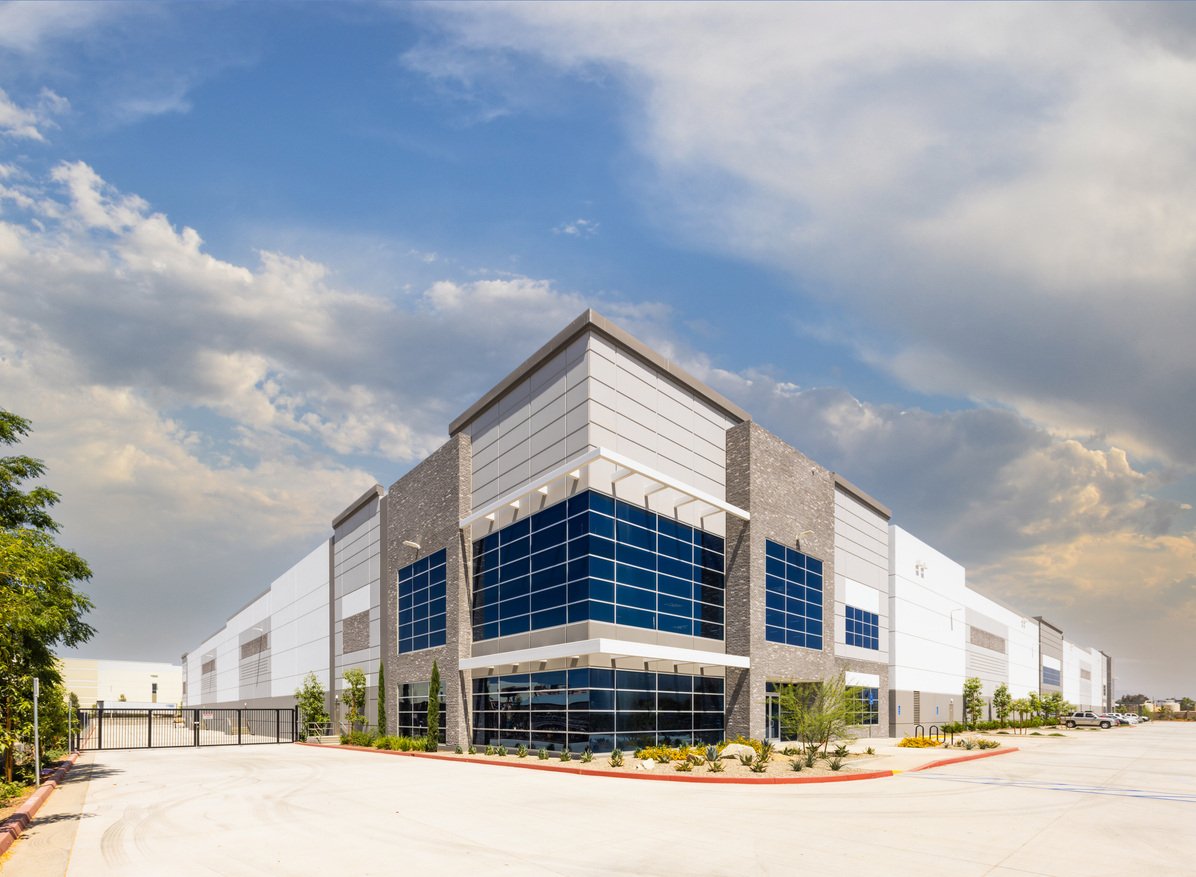 Commerce office building