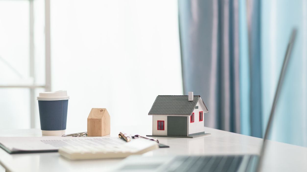 DST Investments: Understanding Distributions and Cash Flow